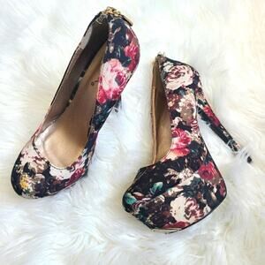 Qupid pumps heels floral Six 6.5
